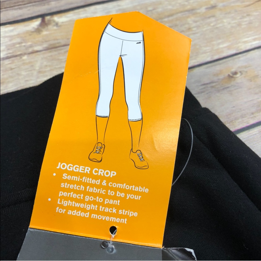 Avia pocketed cropped black drawstring joggers - Picture 4 of 9